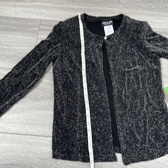 Two pieces top silver sequences 🌟 - Picture 10 of 14